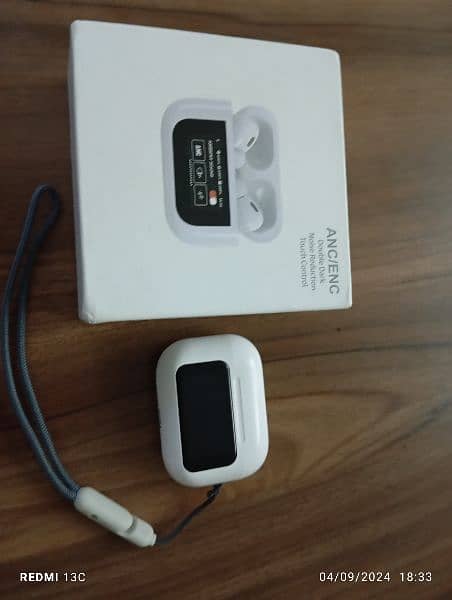 Airpods Pro  with touchscreen HD 4