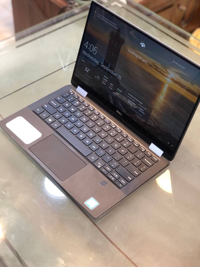 Dell XPS 2-in-1 Touch - Core i5 8th Gen, 8GB RAM, 256GB SSD, 4K 3