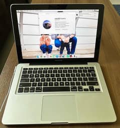 APPLE MACBOOK PRO (Mid-12) in brand new condition