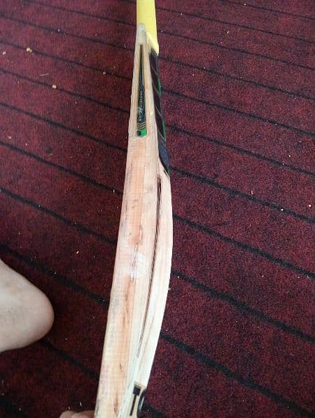 power Wood bat . . . BAT 4