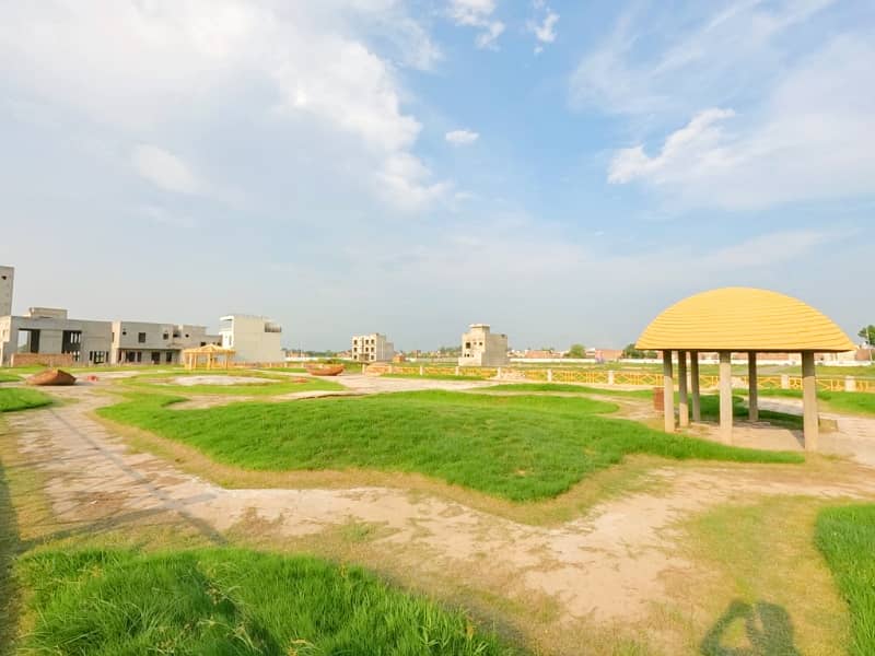 Prime Location Property For sale In Central Park - Block D Lahore Is Available Under Rs. 7700000 4