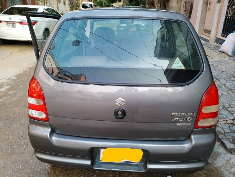 Suzuki Alto 2012 in good condition 4