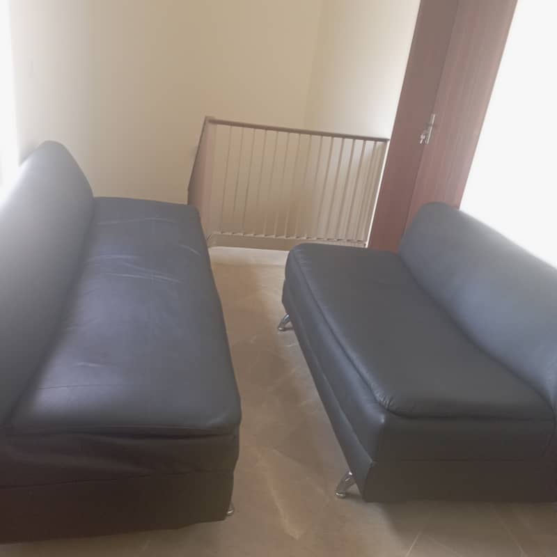 2 and 3 seater sofa,cN be buy separately as well 1