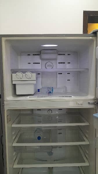 used fridge XL 4