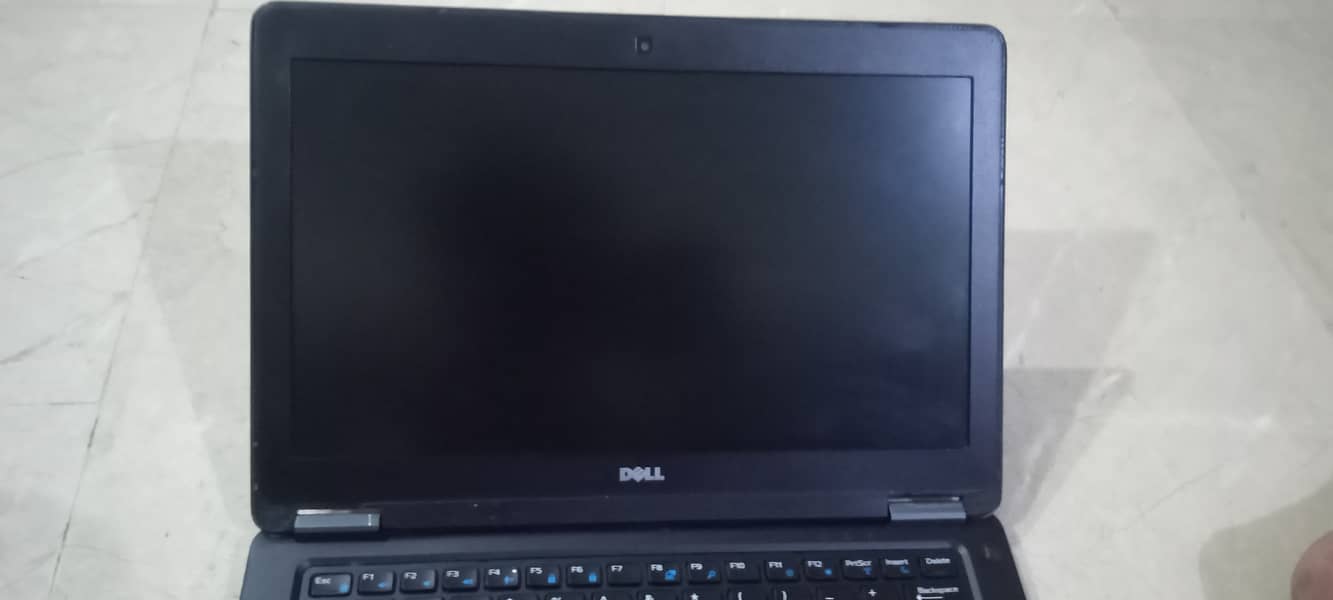 Dell i7 5th gen E7250 12