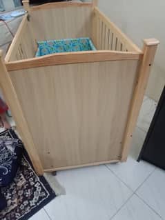 Baby cot bed