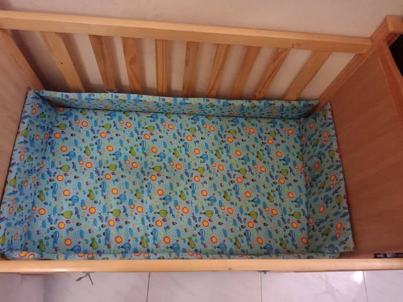 Baby cot bed 1