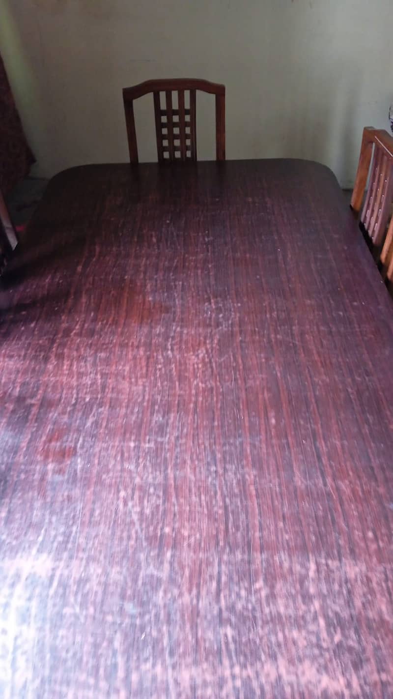 Dining table with eight chairs in well condition for sale 5