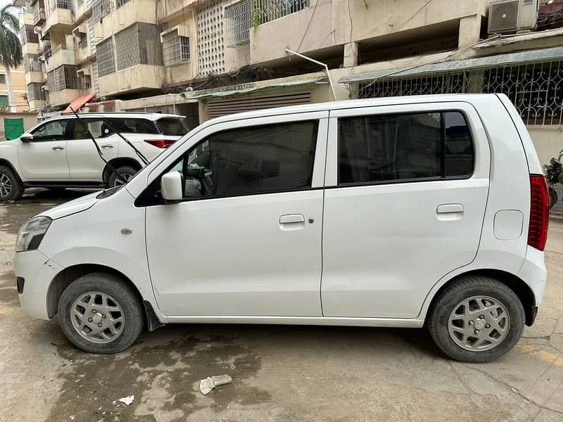 Suzuki Wagon R 2022 AGS 1