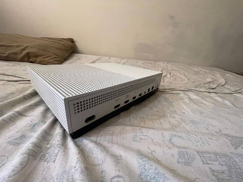 xbox one s 3