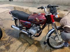 Honda CG 125 for sale in very premium condition non accidental