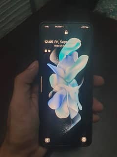 samsung glaxy Z Flip 4