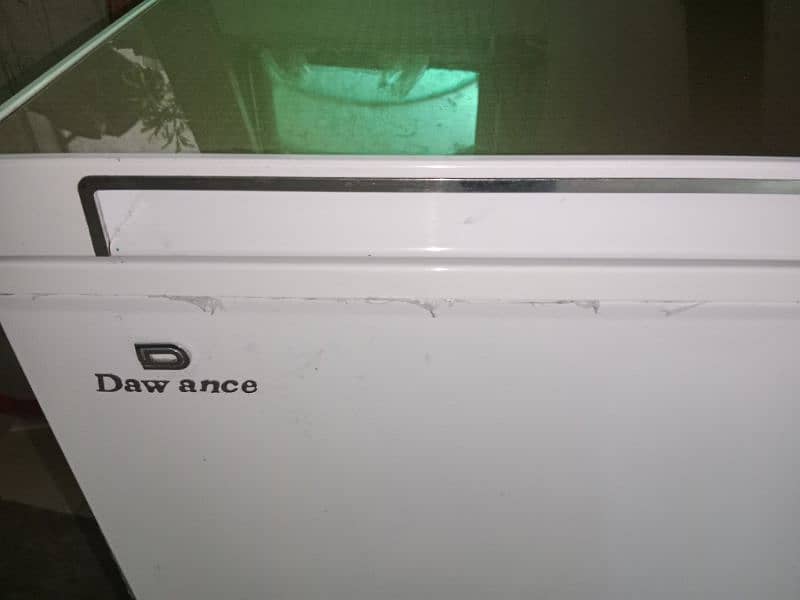 dawalnce single door 200 energy saver freezer glass doir 1