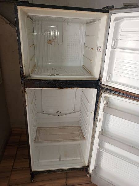 used refrigerator 4