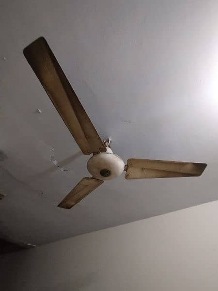 3 FANS ALL BRANDED AND WORKING 1