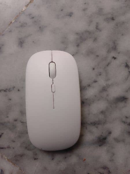 Bluetooth rechargeable keyboard and mouse with charger 3