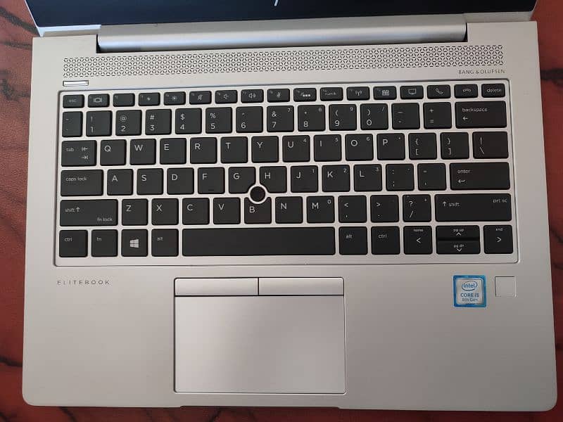 Laptop i5 8gen 8/256GB latest laptop 1