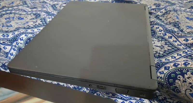 Dell i7-8850H Hexacore / 2GB NVIDIA Graphics/ Touch screen 11