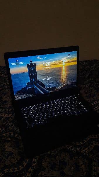 Dell i7-8850H Hexacore / 2GB NVIDIA Graphics/ Touch screen 15