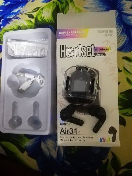 earphone a31 transparent 1