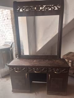 Dressing table*bed dressing*mirror