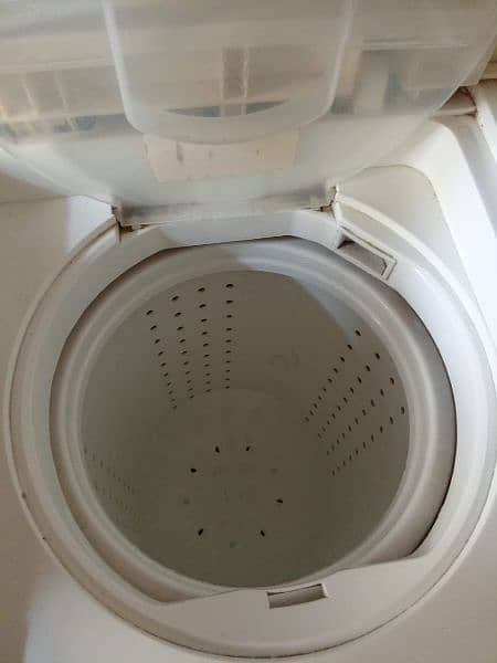 Kenwood Washing machine KWM 1812BA 2