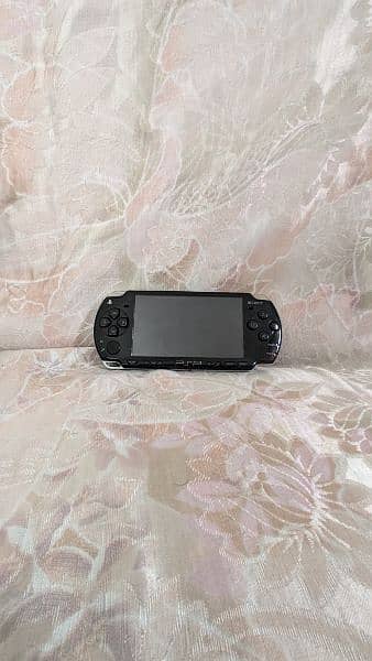 psp 2000 slim urgent sale 3