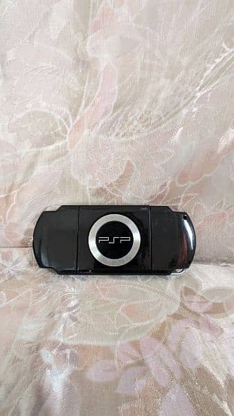 psp 2000 slim urgent sale 4