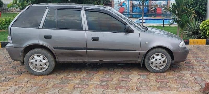 Suzuki Cultus VXR 2011 Urgent sell in Good Condition 0331-37273OO 2