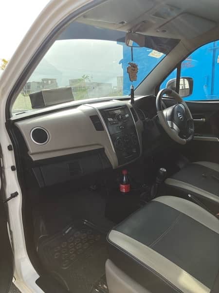 Suzuki Wagon R 2018 8