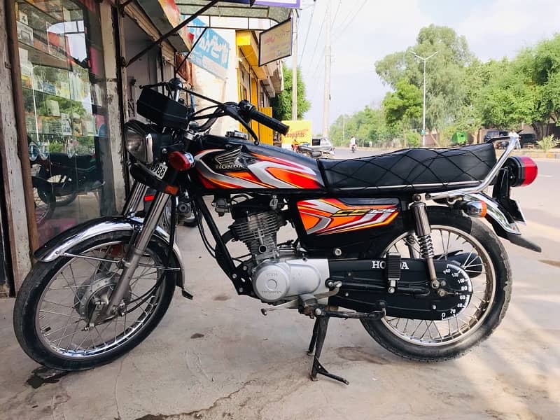 Honda CG 125     22 model 2