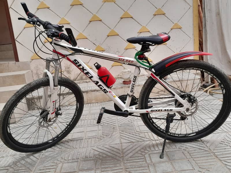 BYCYCLE IN GOOD CONDITION ALMOST NEW 3