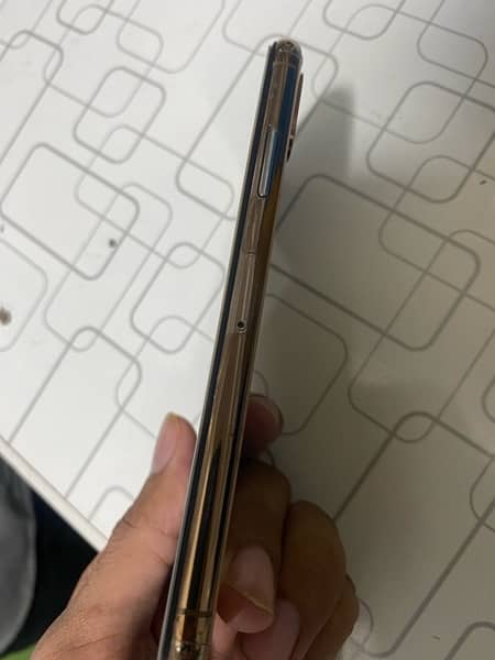 Iphone XS non 4