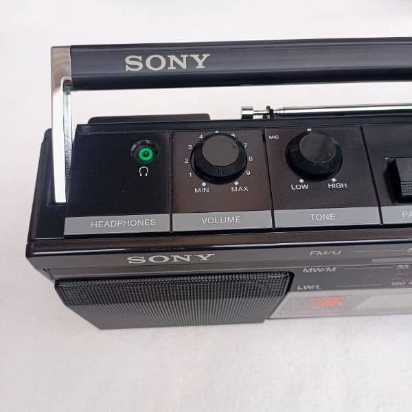 Sony Tape recorder & 3 Band Radio 9