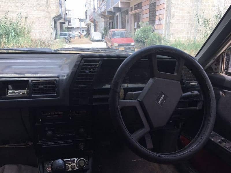 Nissan Sunny 1988 2