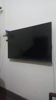 Samsung 43 inch LCD/For sale