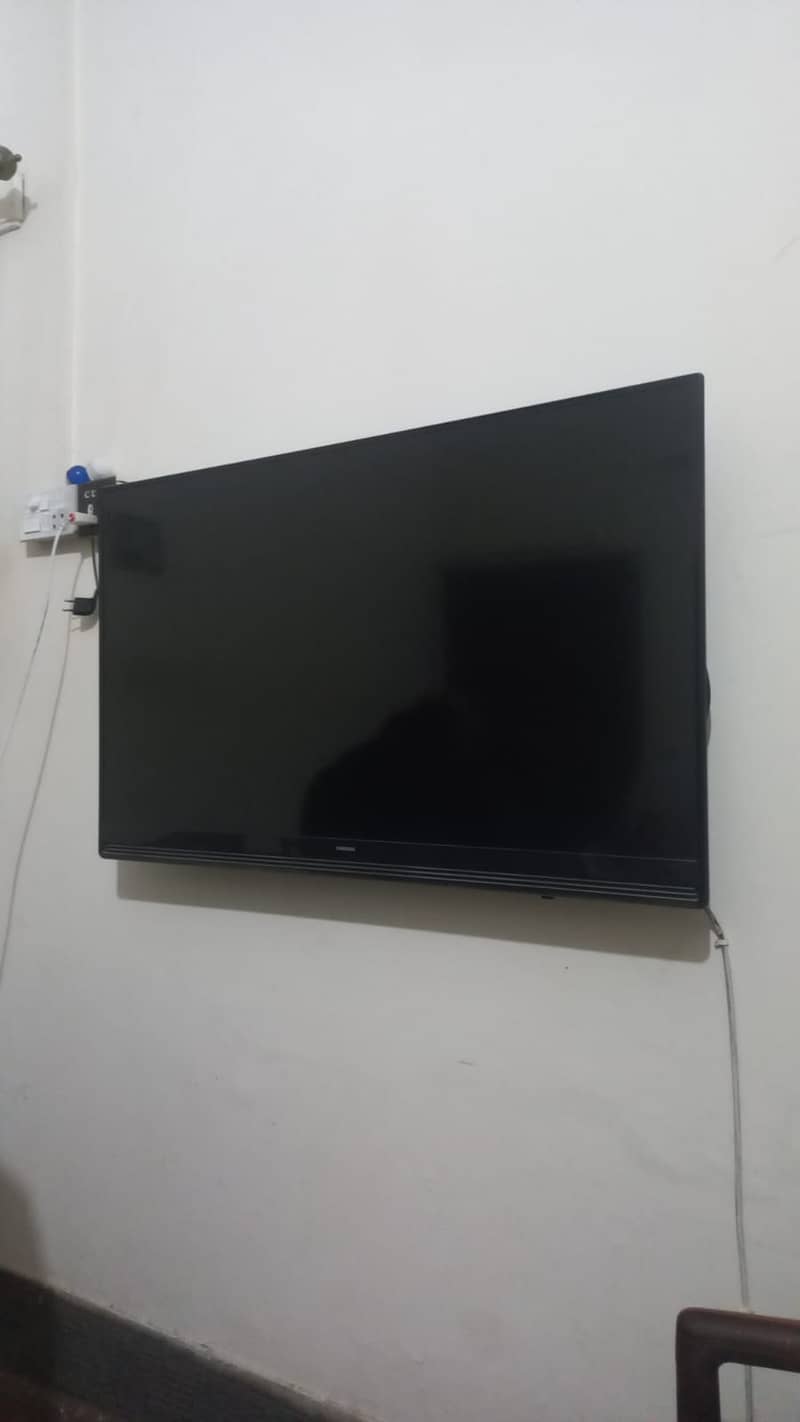 Samsung 43 inch LCD/For sale 2