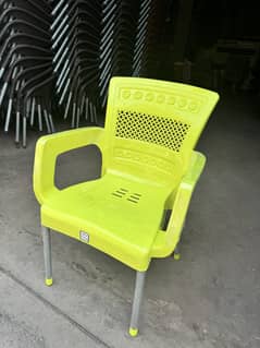 Super Relaxo Pure Steel Plastic Chair