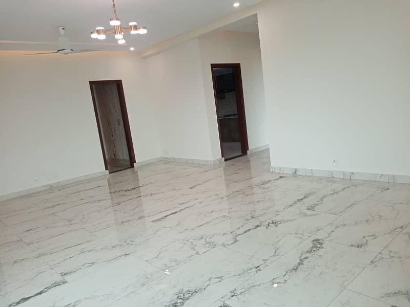 3 Bed Apartment Available For Rent In Askari 11 Sec-D Lahore 21