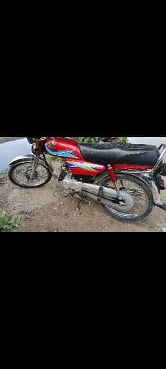 Honda 70 red