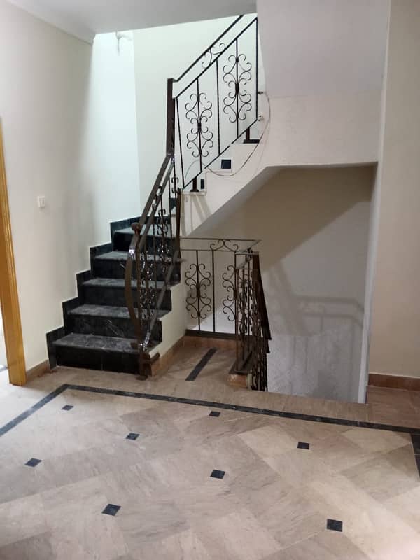 3.5 Marla house For Rent in Johar Town Phase 2 4