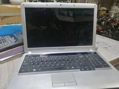 Samsung Laptop 4gb 128gb SSD