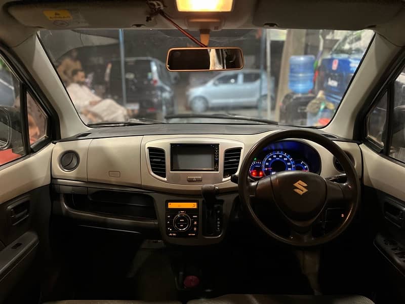 Suzuki Wagon R 2015 8