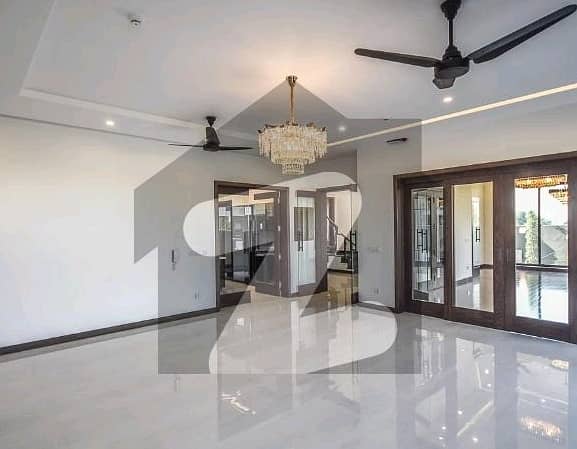 10 Marla Lavish Lower Portion On Top Location For Rent in Formanites Society Near DHA Phase 5 Lahore 3