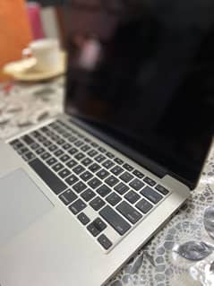 MACBOOK PRO  2012 0