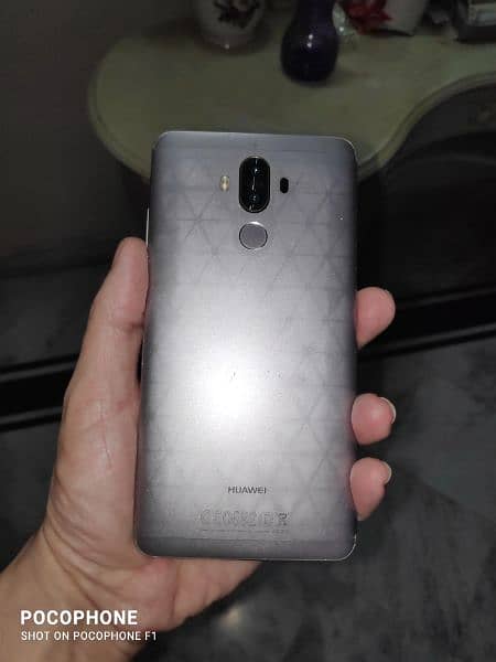 Huawei Mate 9 3