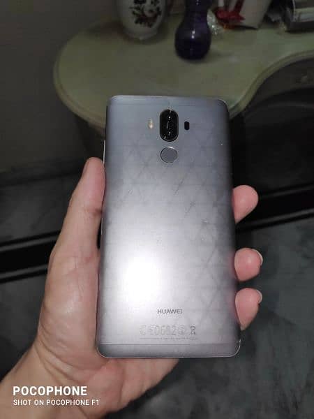 Huawei Mate 9 7