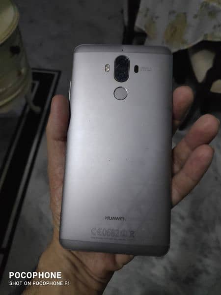 Huawei Mate 9 11