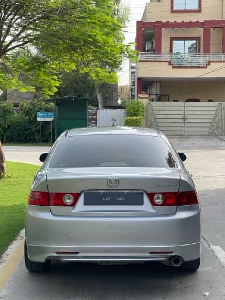 Honda Accord 4