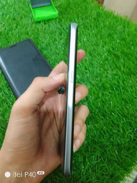 Samsung S7 New Condition VIP Piece All original 2